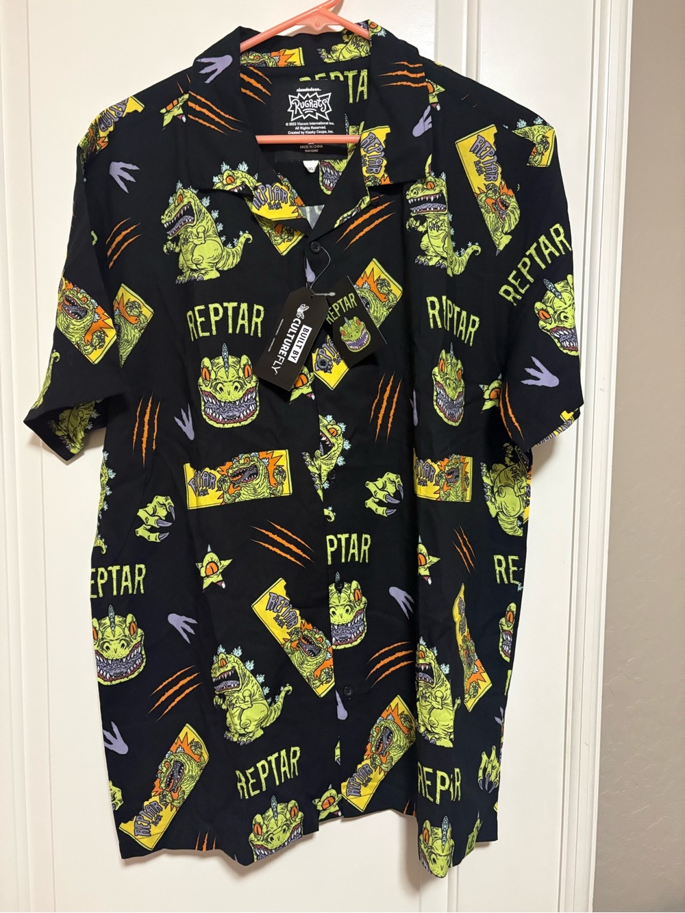 🦖🦖NWT-Men’s Nickelodeon’s Rugrats Reptar S/S Button-Up Black/Neon Green ⚫️⚫️🦖